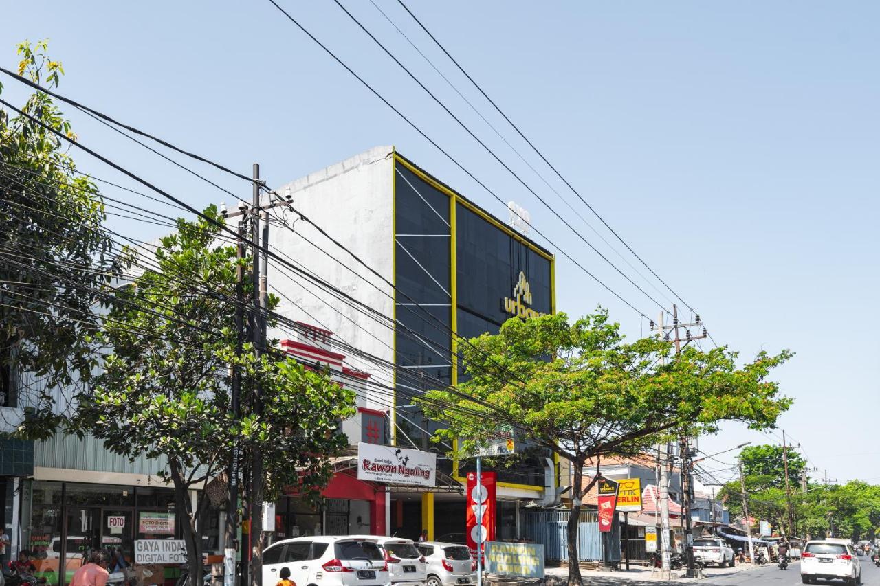 Vaccinated Staff - OYO Flagship 1575 Urban 18 Near RSU Royal Surabaya Kota Surabaya Hotel Bagian luar foto